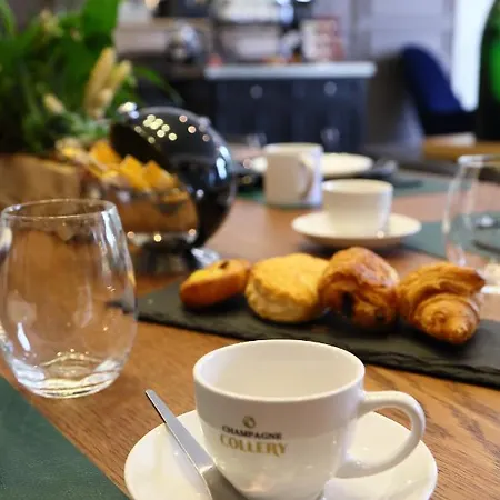 Гостевой дом Les Du Champagne Collery Аи-Шампань