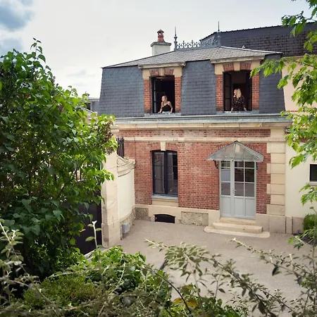 Гостевой дом Les Du Champagne Collery Аи-Шампань