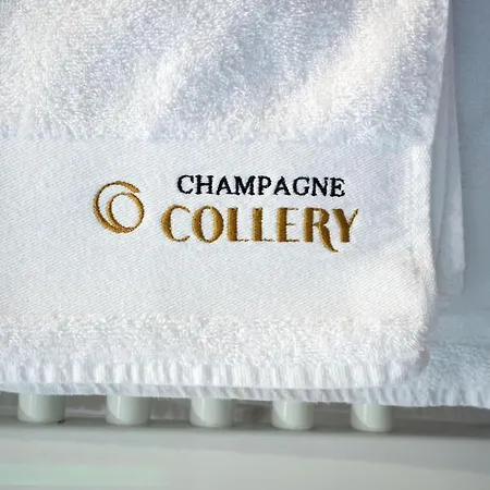 Les Du Champagne Collery Гостевой дом Аи-Шампань