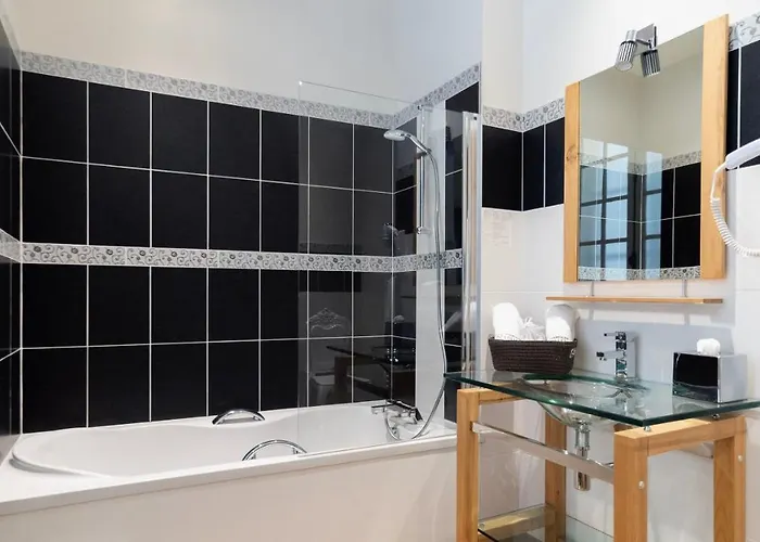 Les Du Champagne Collery 4*